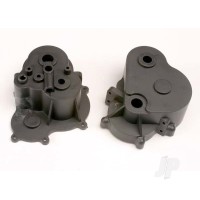 Gearbox halves (Front & Rear) / rubber access plug